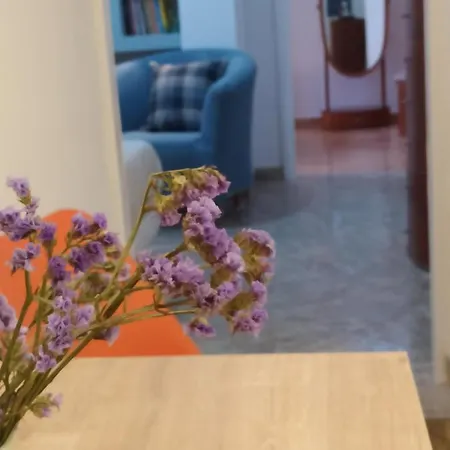 White In Naxos Town Apartment *