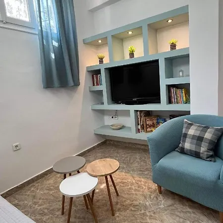 White In Naxos Town Apartment