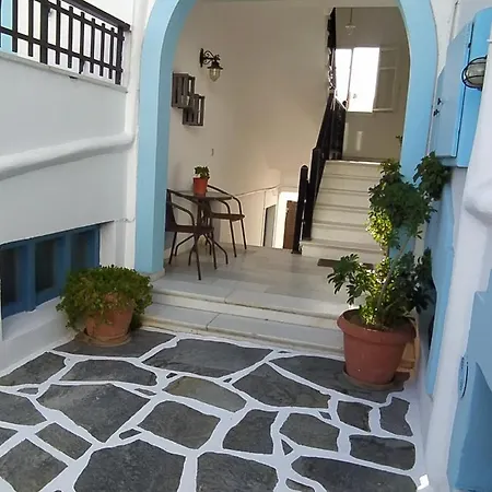 Apartment White In Naxos Town Naxos City