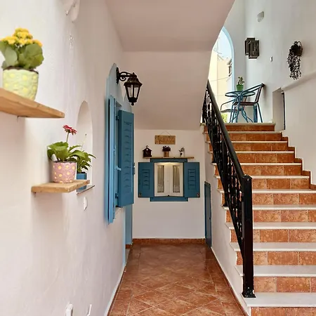 White In Naxos Town * Naxos City